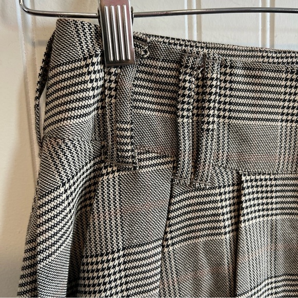 Plaid Button-Front Skirt pleated fall size small - Picture 4 of 10